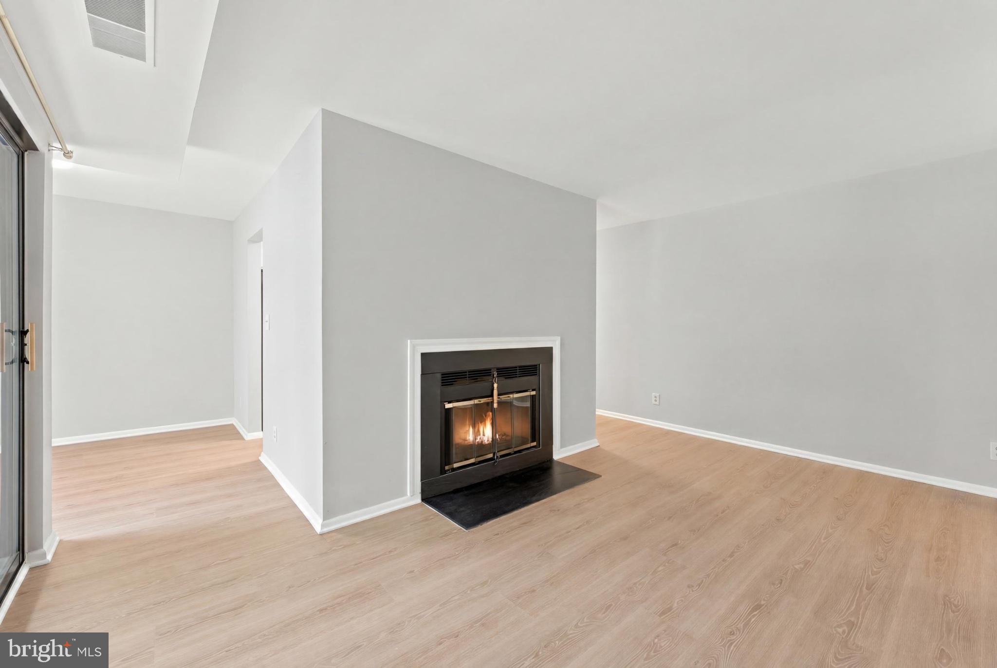 TREOVER CONDOMINIUM - Residential