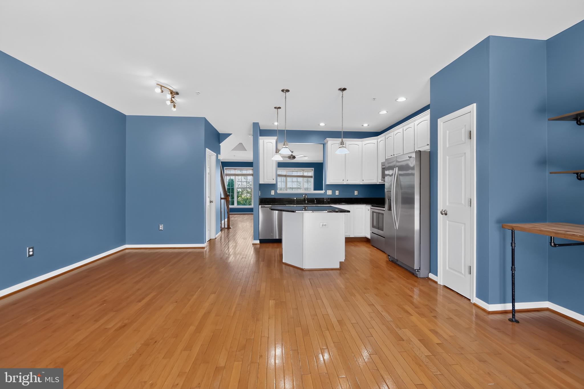 RIDGEVIEW II - Residential