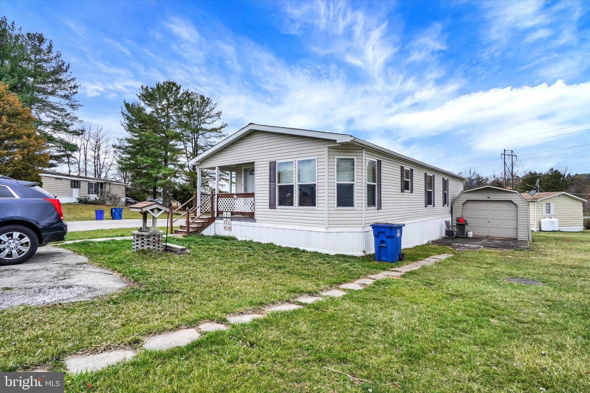 CHESAPEAKE ESTATES - Residential