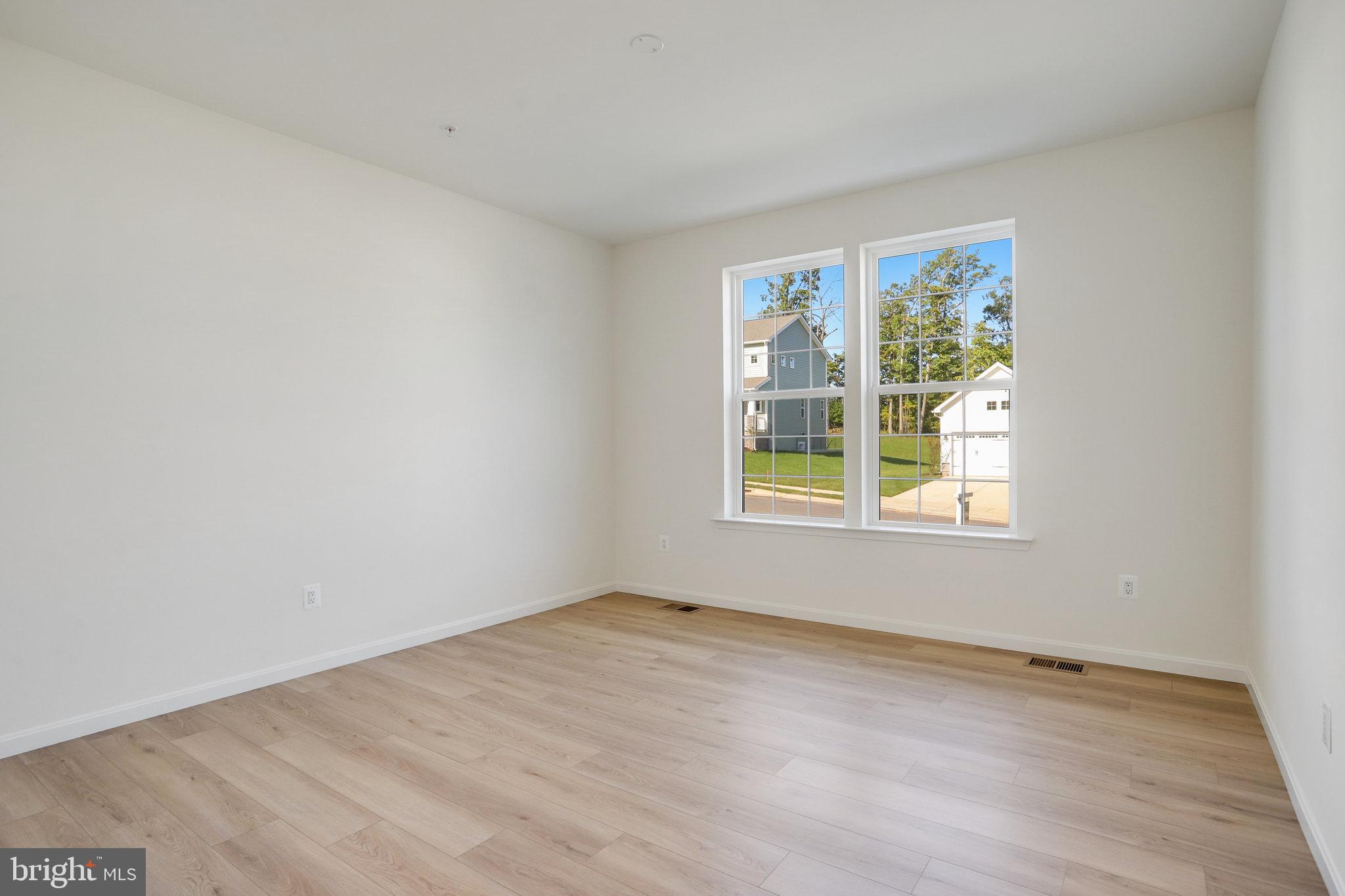 VINCENT ESTATES - Residential