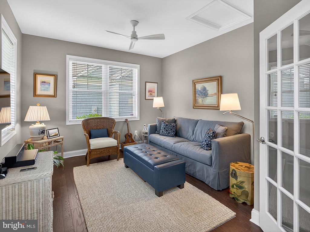 SAWGRASS AT WHITE OAK CREEK - Residential