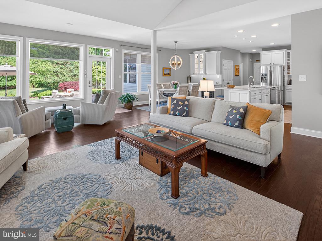 SAWGRASS AT WHITE OAK CREEK - Residential