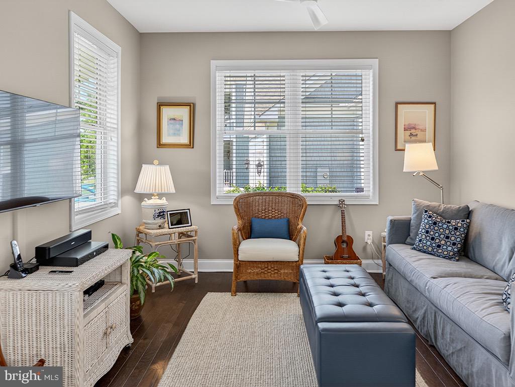 SAWGRASS AT WHITE OAK CREEK - Residential
