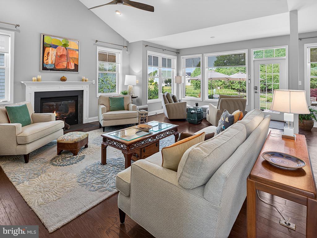 SAWGRASS AT WHITE OAK CREEK - Residential