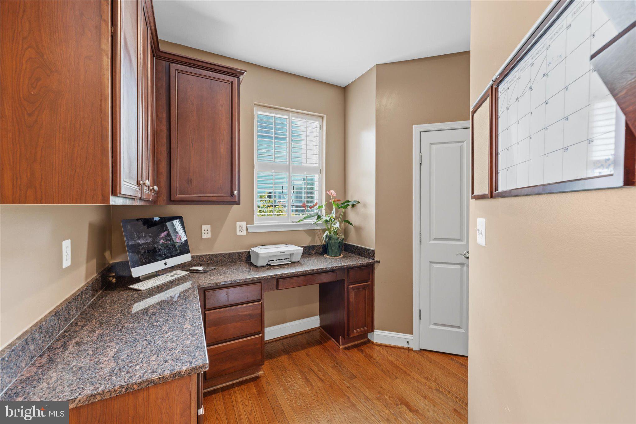VINT HILL - Residential