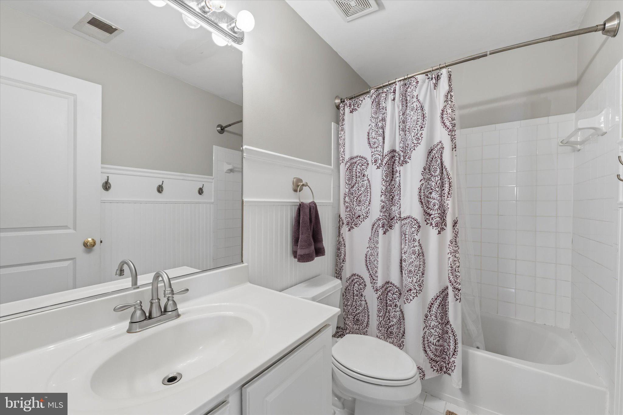 VINT HILL - Residential