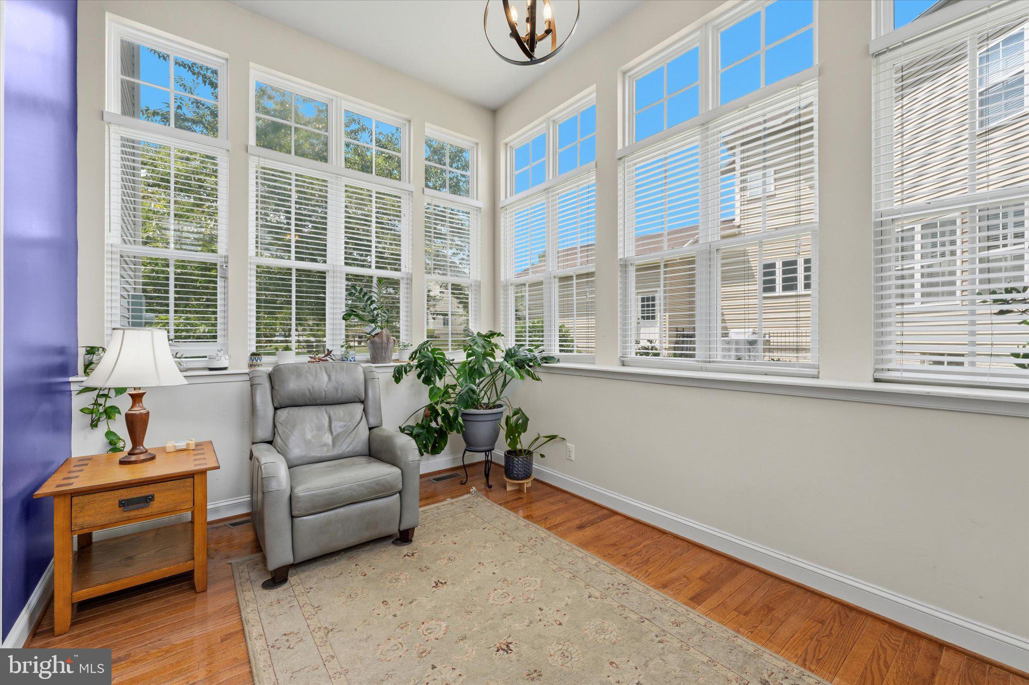 VINT HILL - Residential