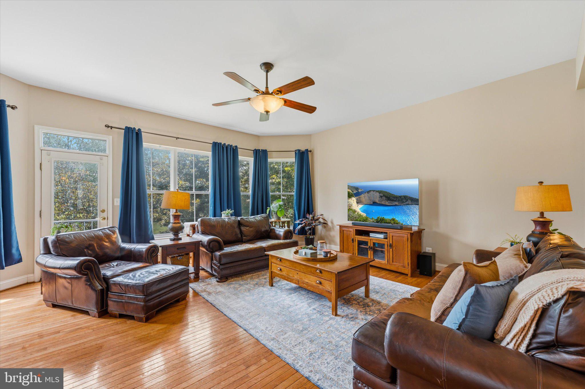 VINT HILL - Residential