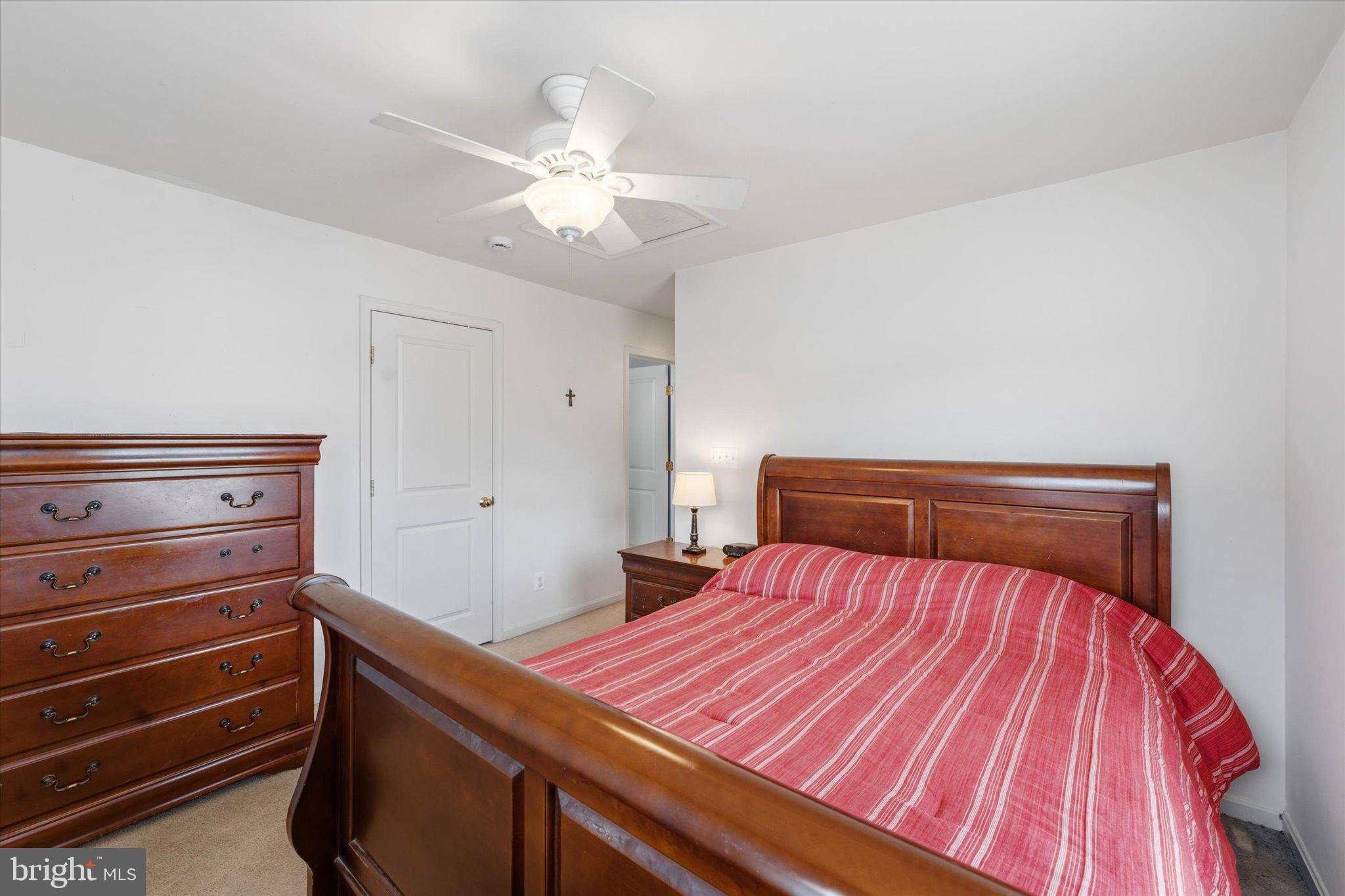 VINT HILL - Residential