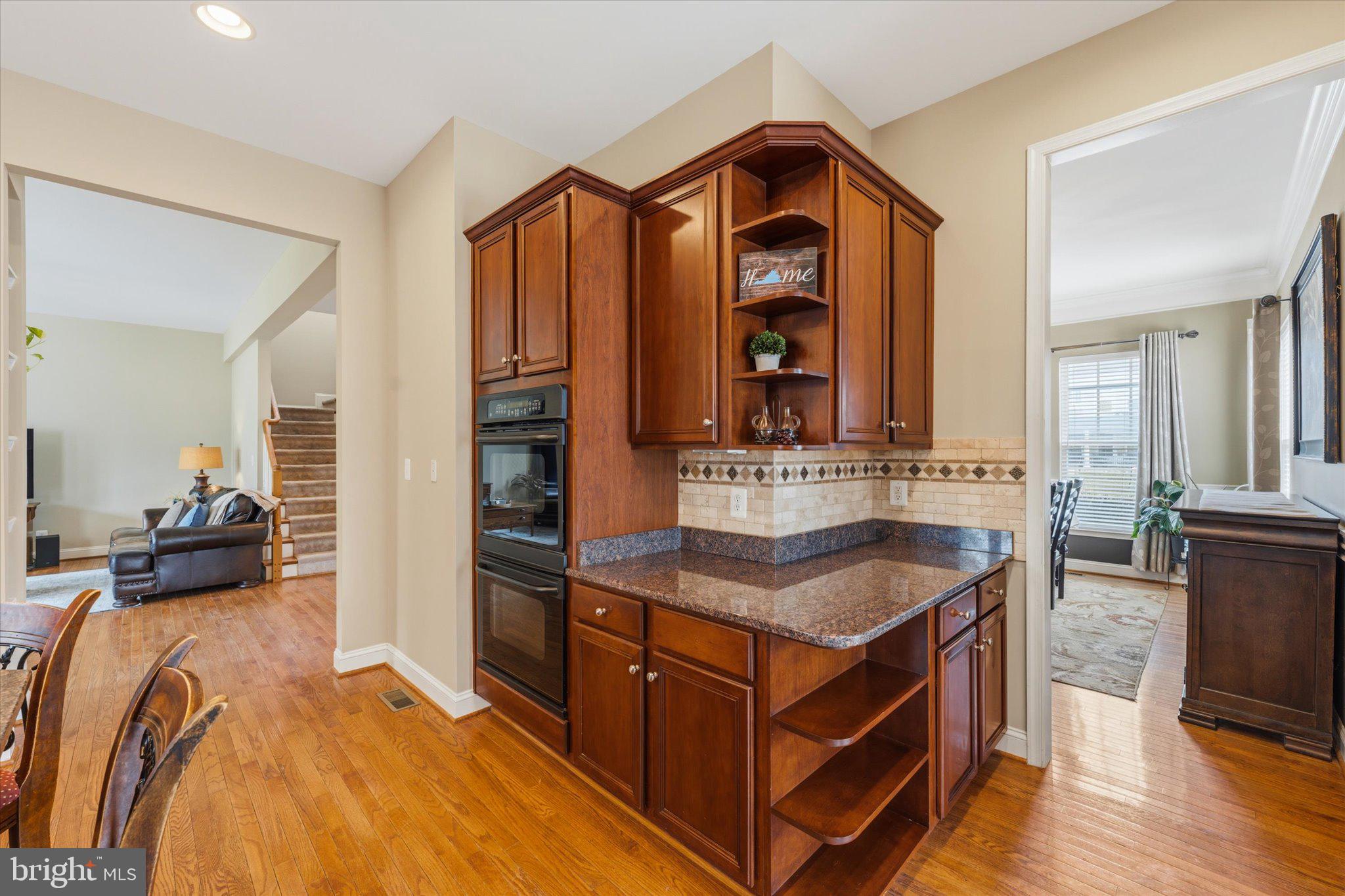 VINT HILL - Residential