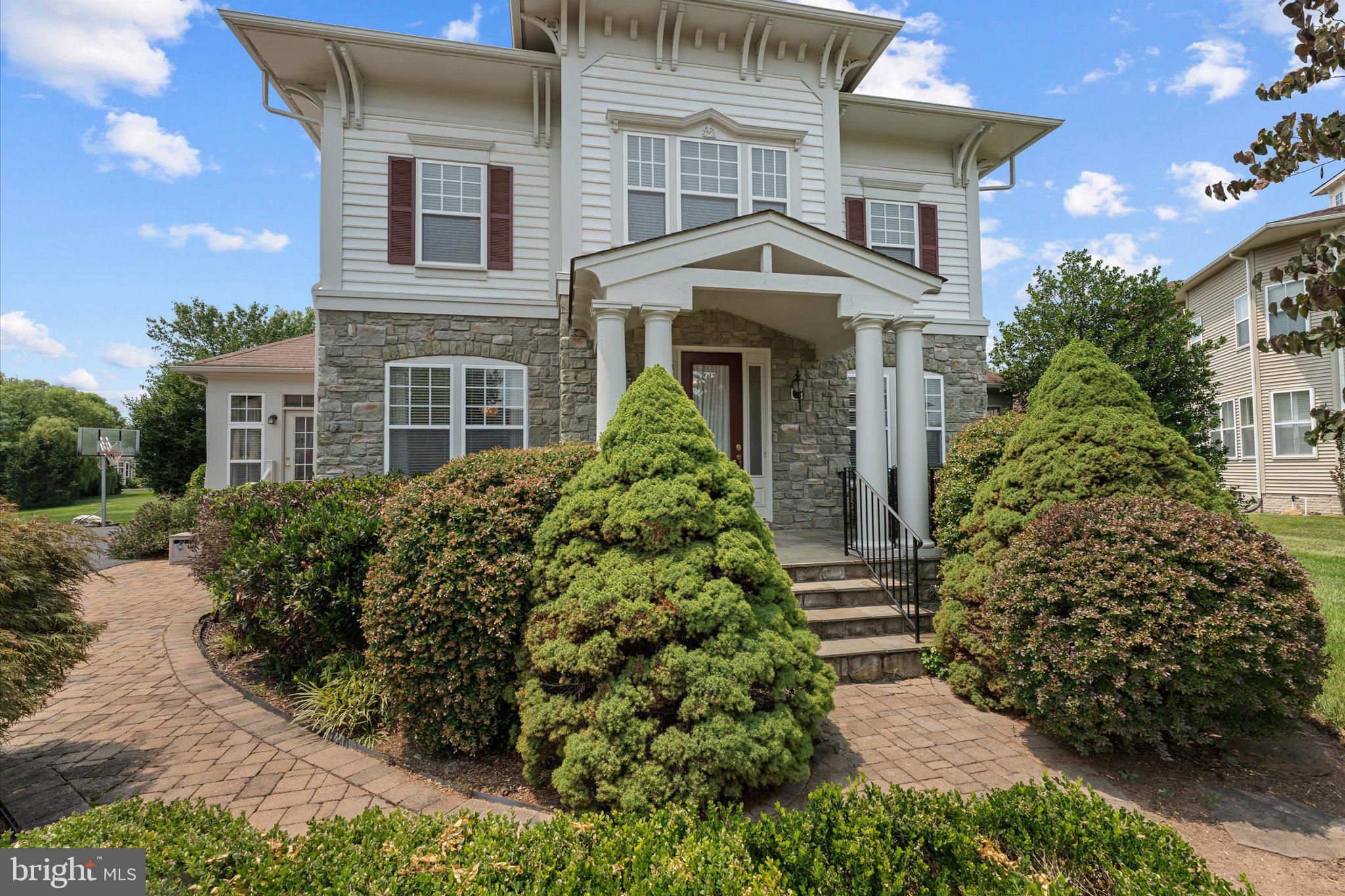 VINT HILL - Residential