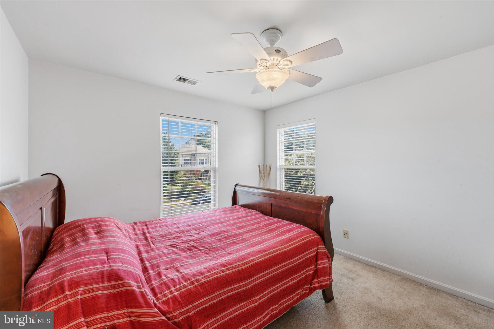 VINT HILL - Residential