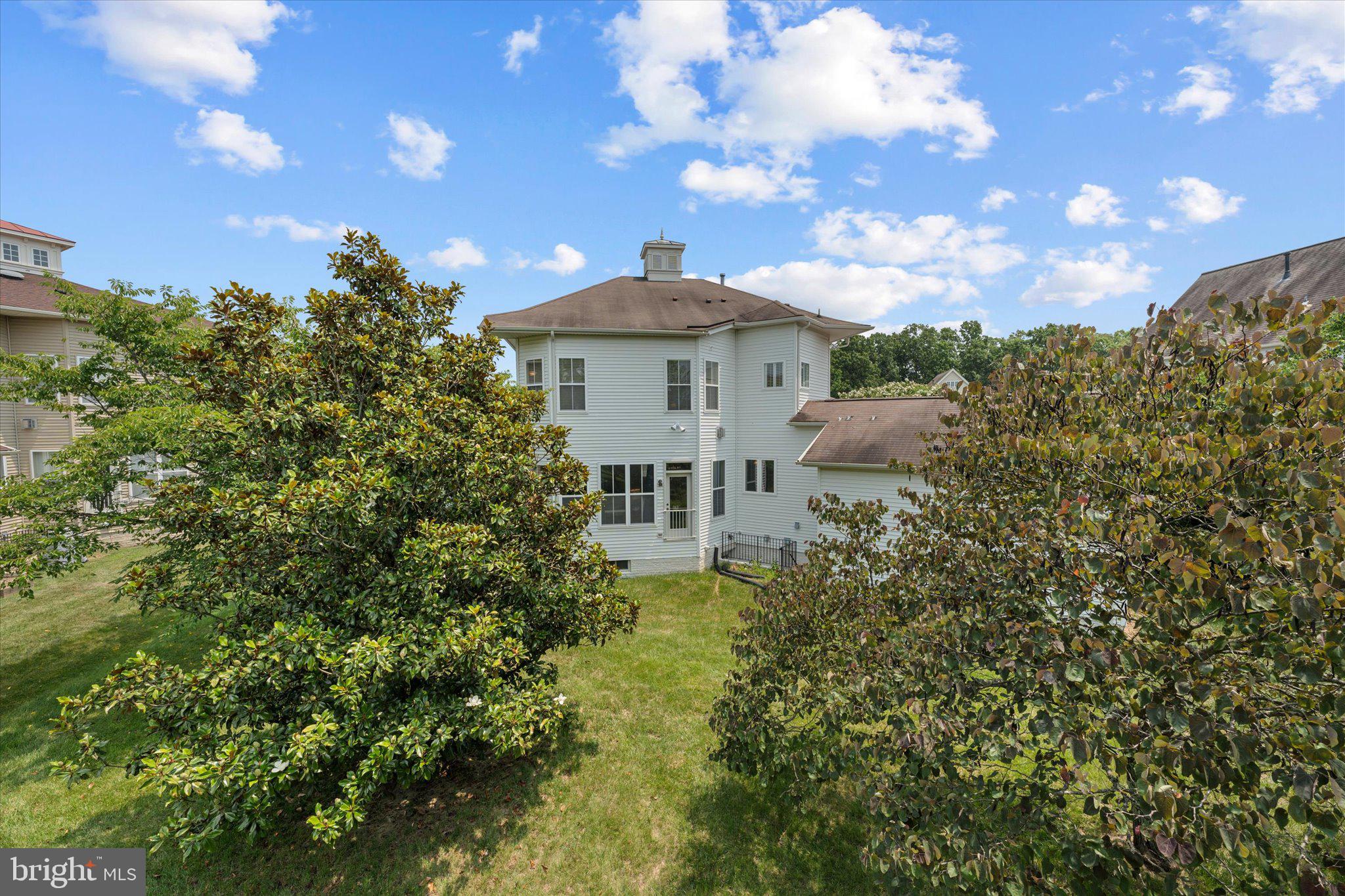 VINT HILL - Residential