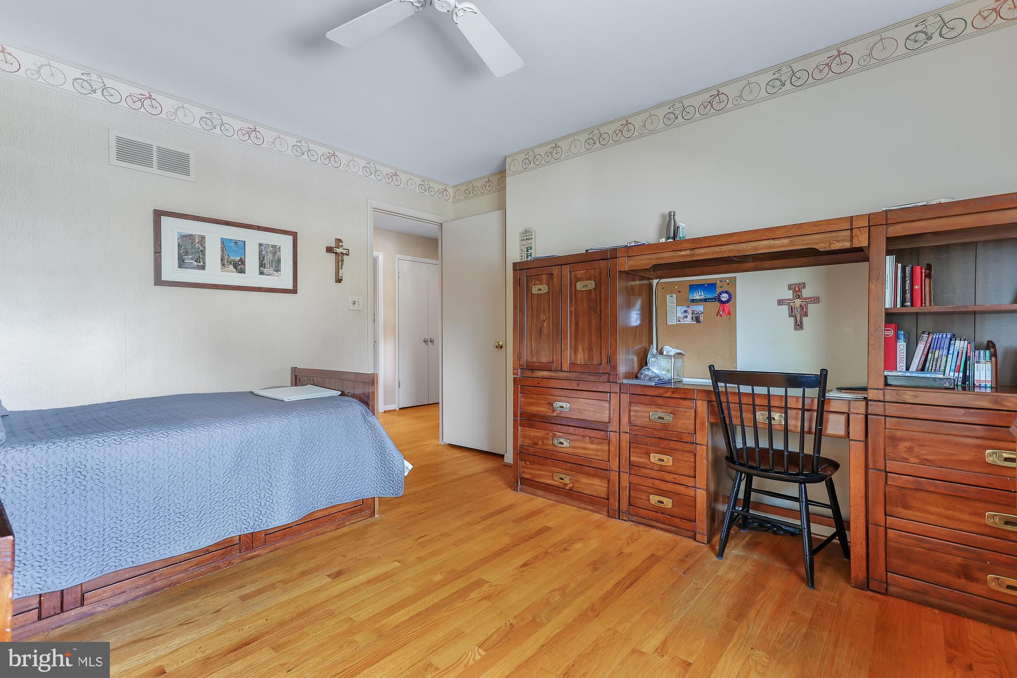 HAINES ACRES/EAST YORK - Residential