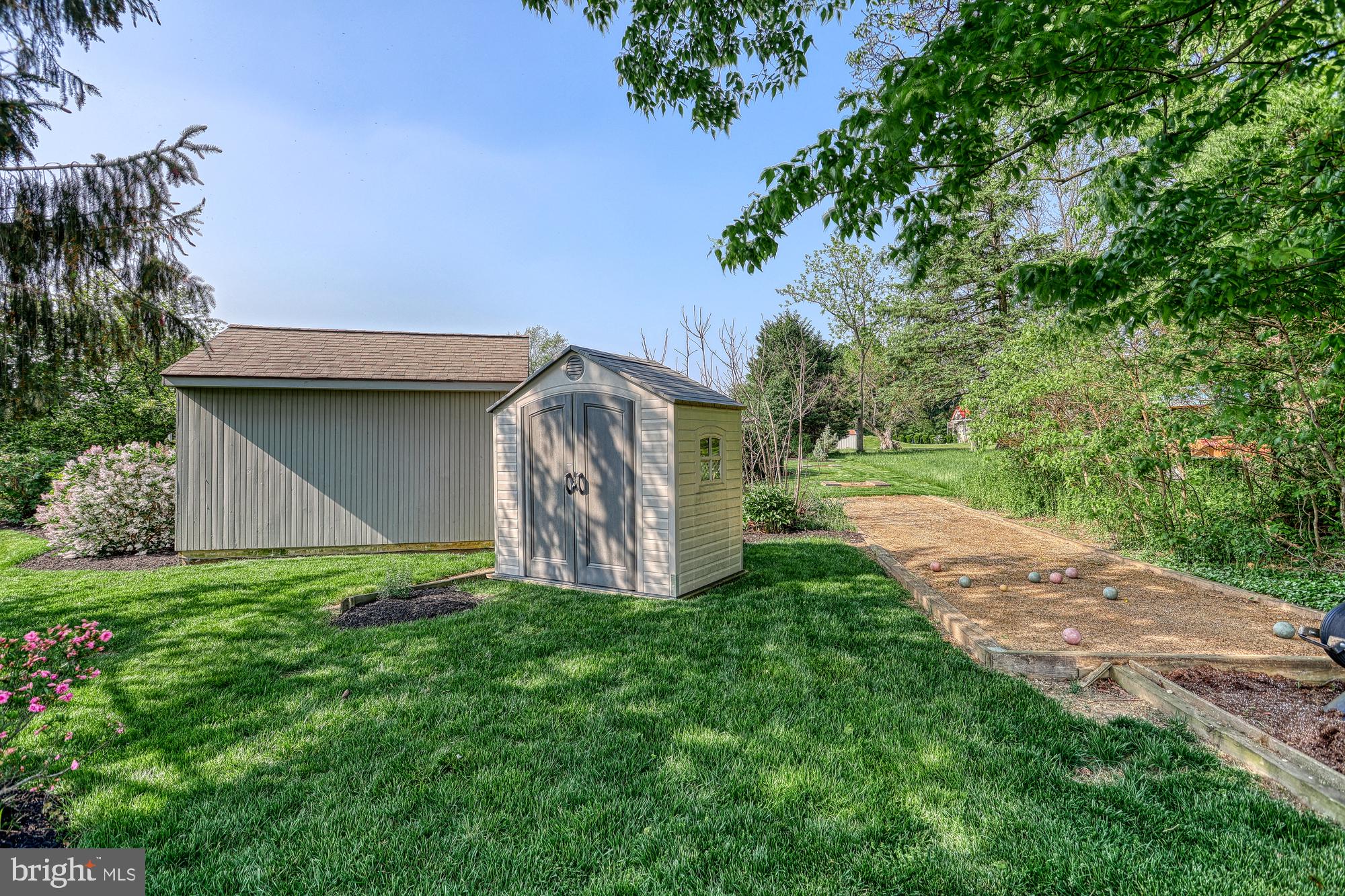 HAINES ACRES/EAST YORK - Residential