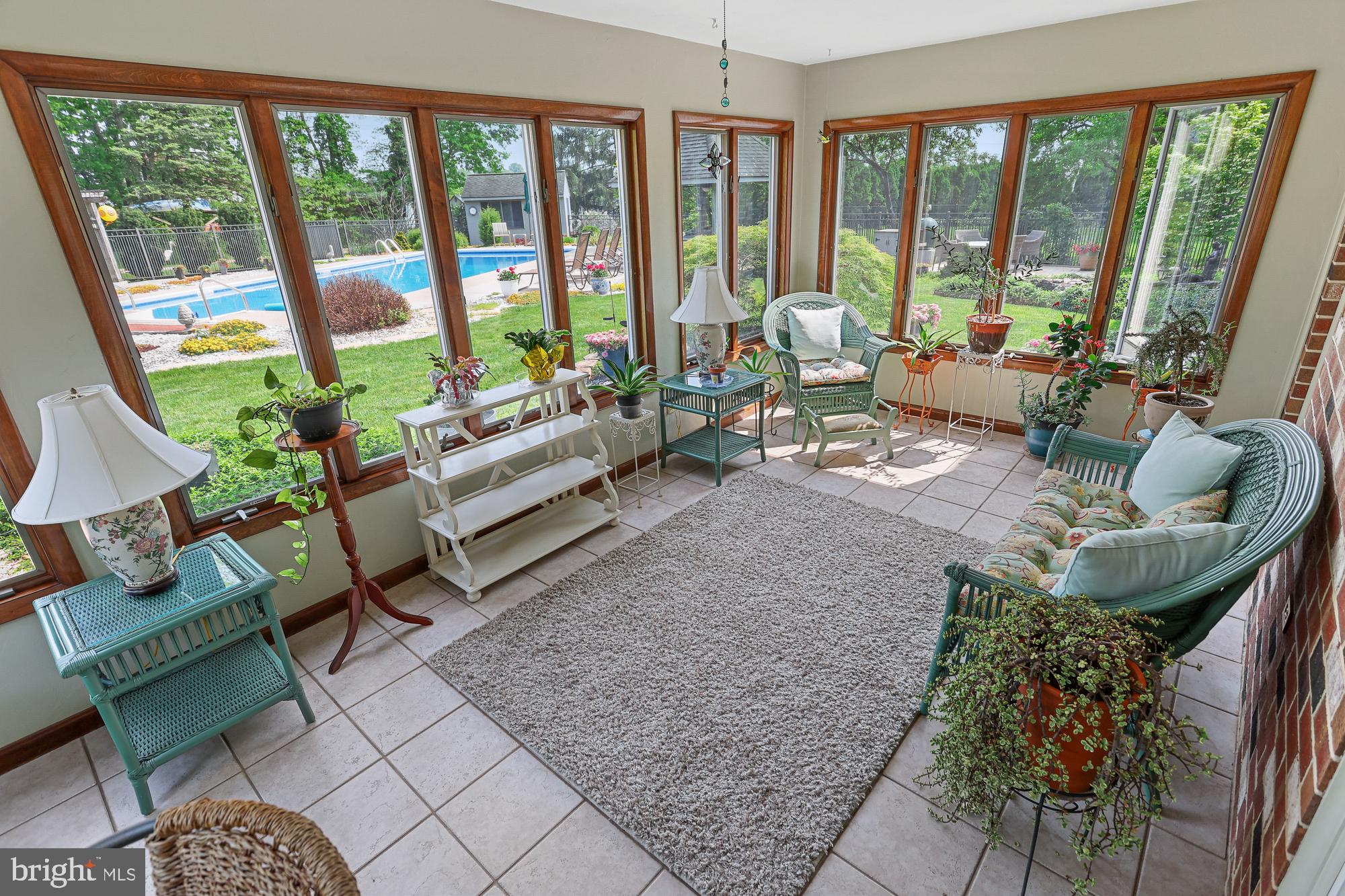 HAINES ACRES/EAST YORK - Residential
