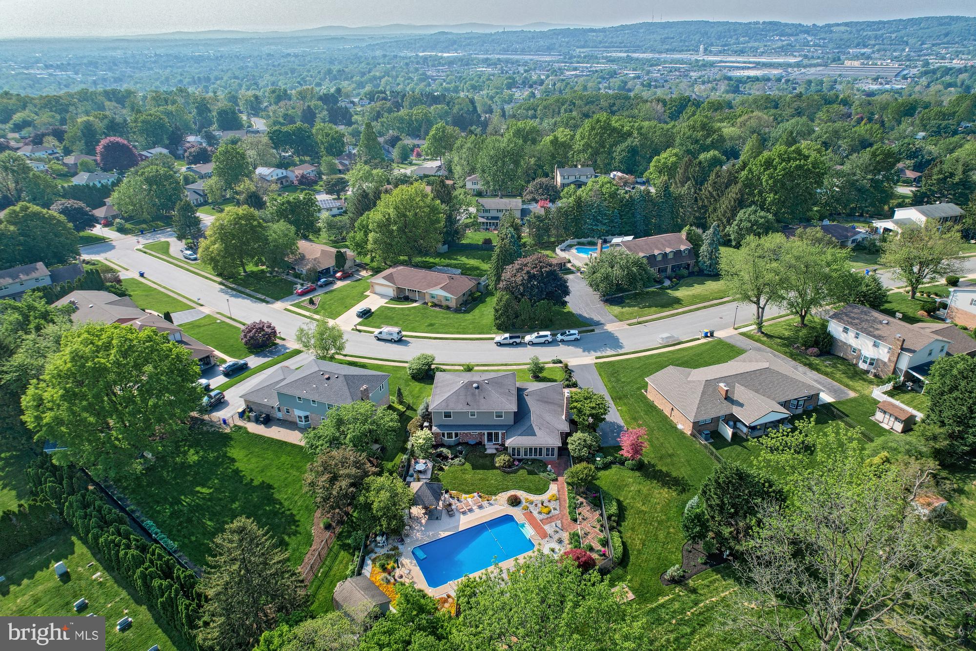 HAINES ACRES/EAST YORK - Residential