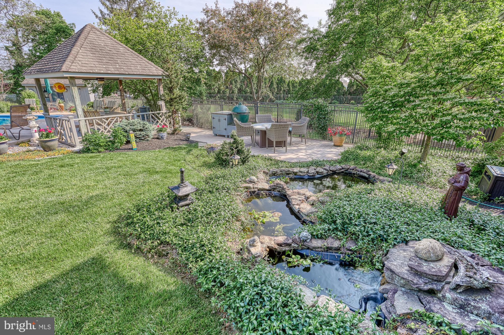 HAINES ACRES/EAST YORK - Residential