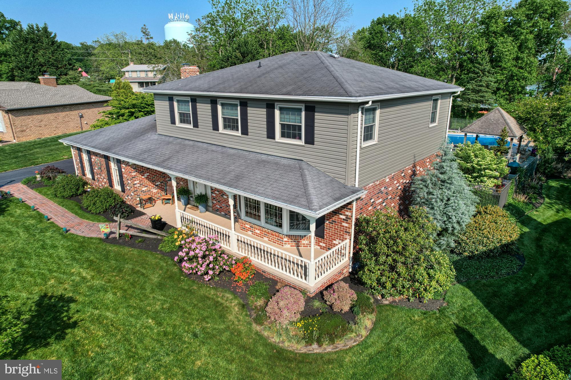 HAINES ACRES/EAST YORK - Residential