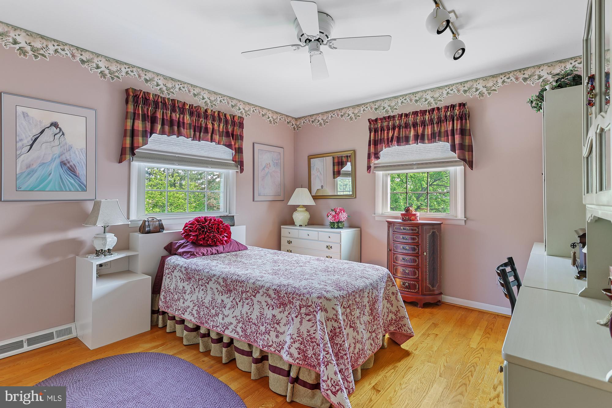 HAINES ACRES/EAST YORK - Residential