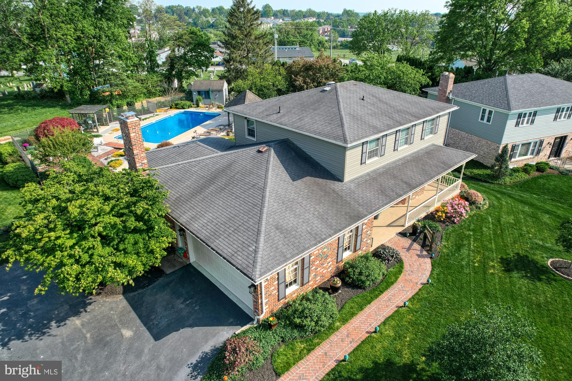 HAINES ACRES/EAST YORK - Residential