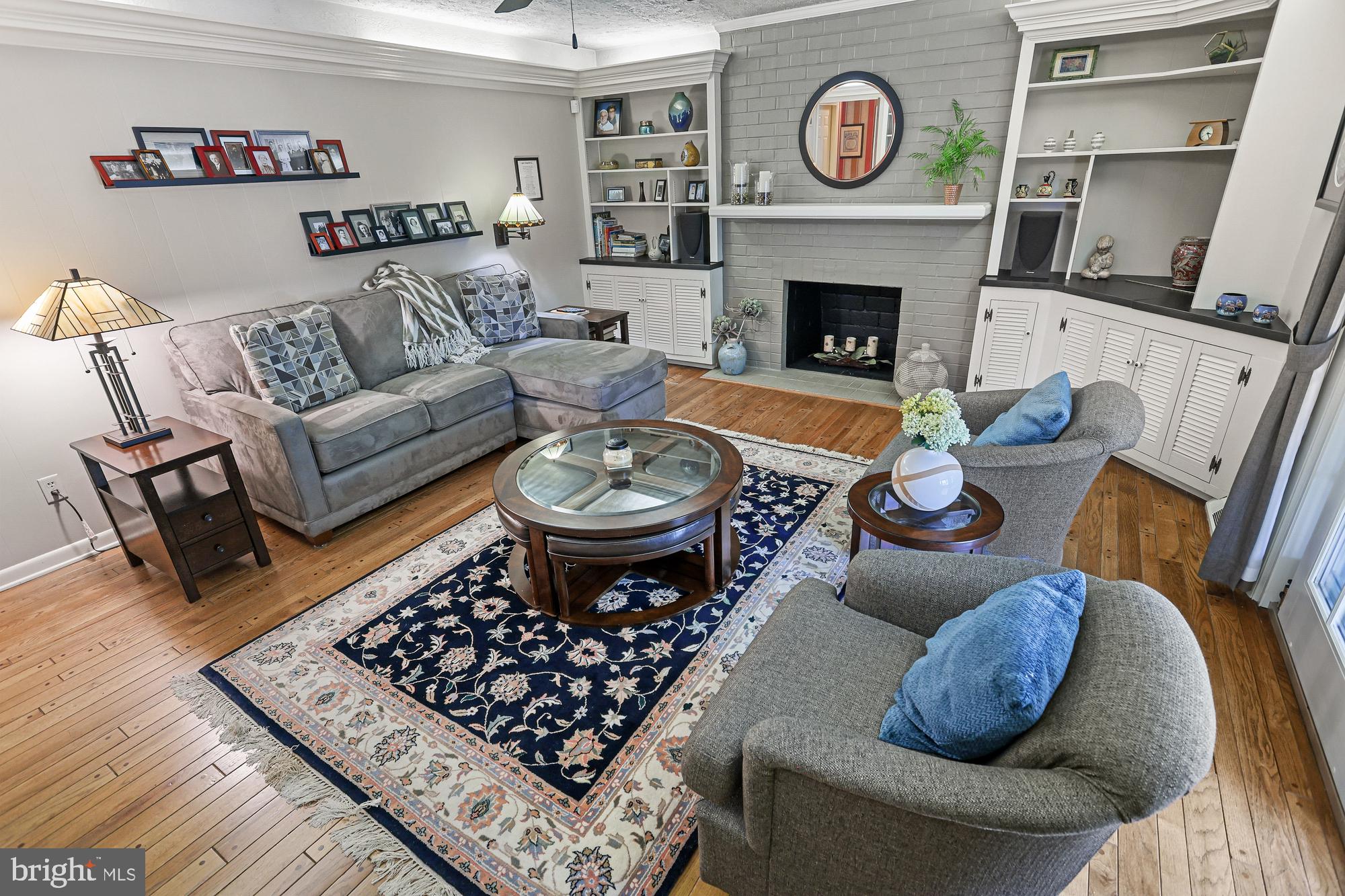 HAINES ACRES/EAST YORK - Residential
