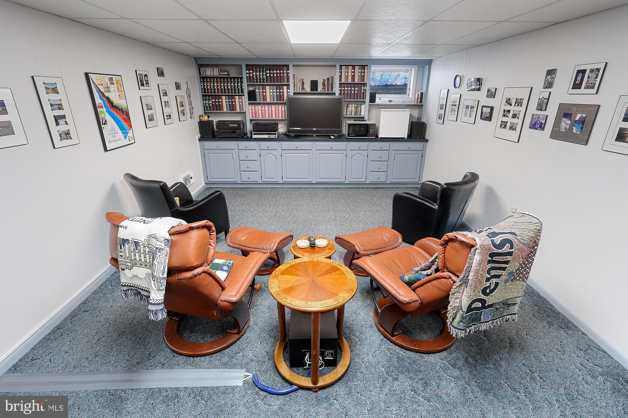 HAINES ACRES/EAST YORK - Residential