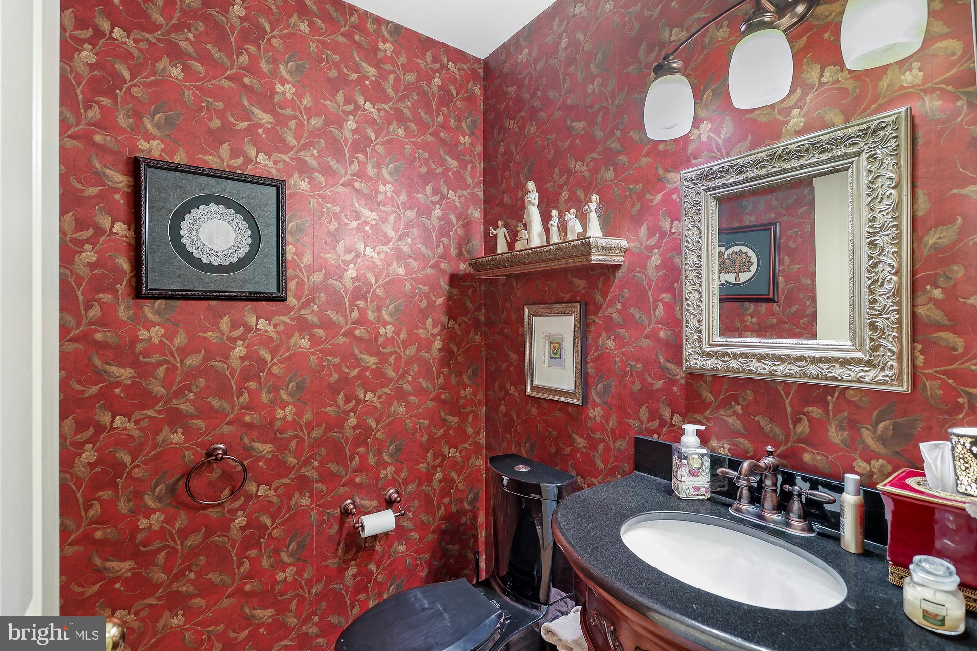 HAINES ACRES/EAST YORK - Residential