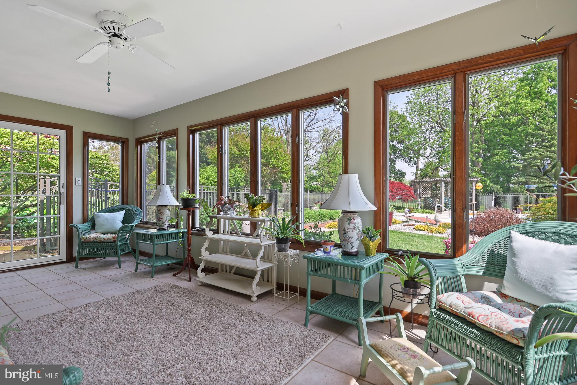 HAINES ACRES/EAST YORK - Residential
