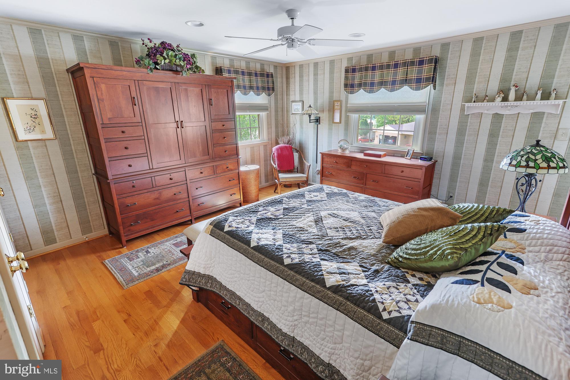 HAINES ACRES/EAST YORK - Residential