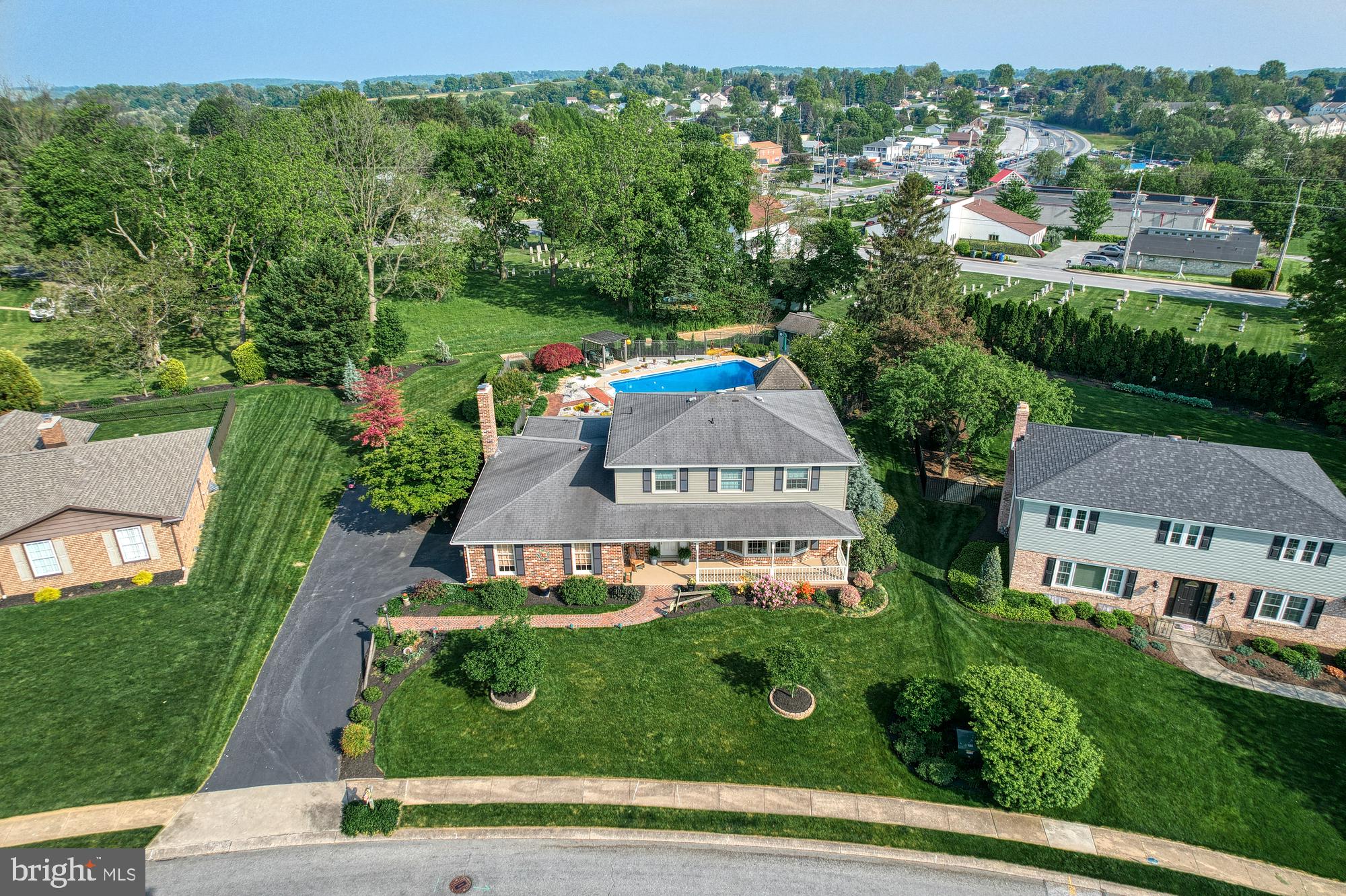 HAINES ACRES/EAST YORK - Residential