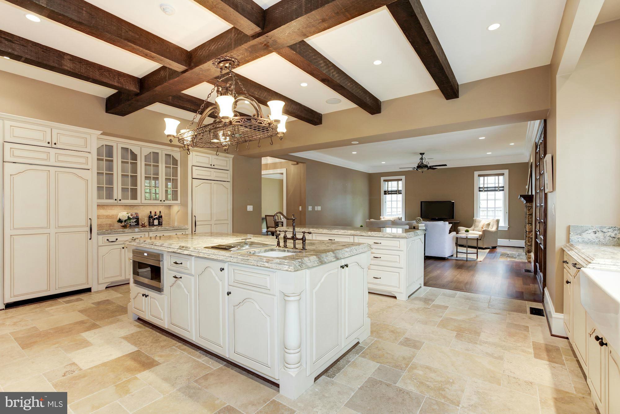 BERKSHIRE OAKWOOD - Residential