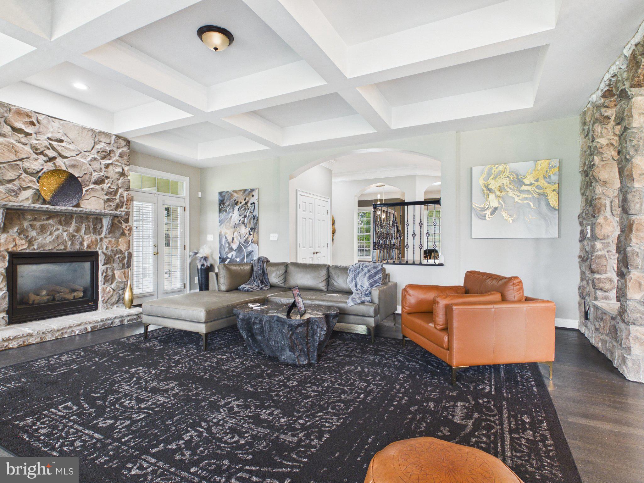 HEATHER KNOLLS - Residential