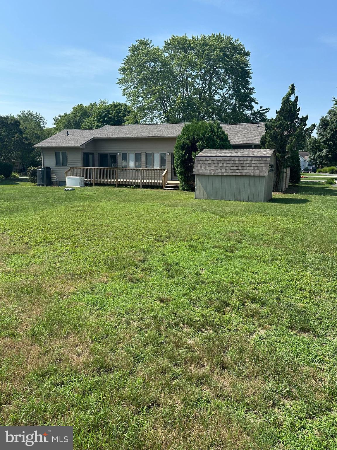 WHITES CREEK MANOR - Residential