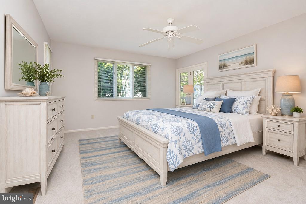 WHITES CREEK MANOR - Residential