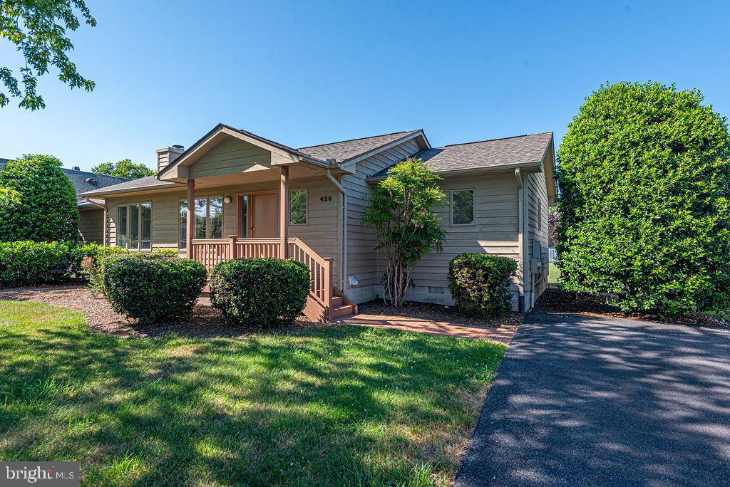 WHITES CREEK MANOR - Residential