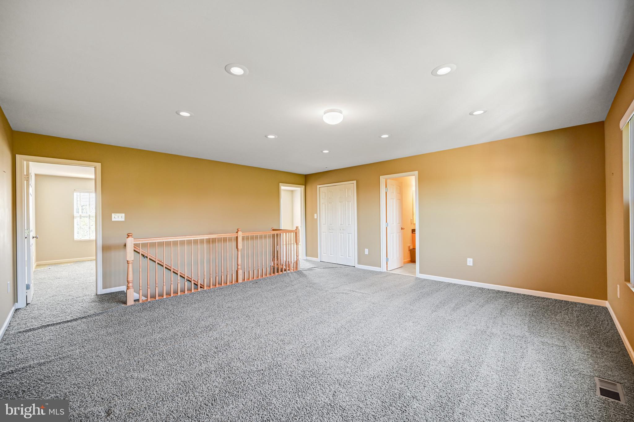 RAINTREE - Residential