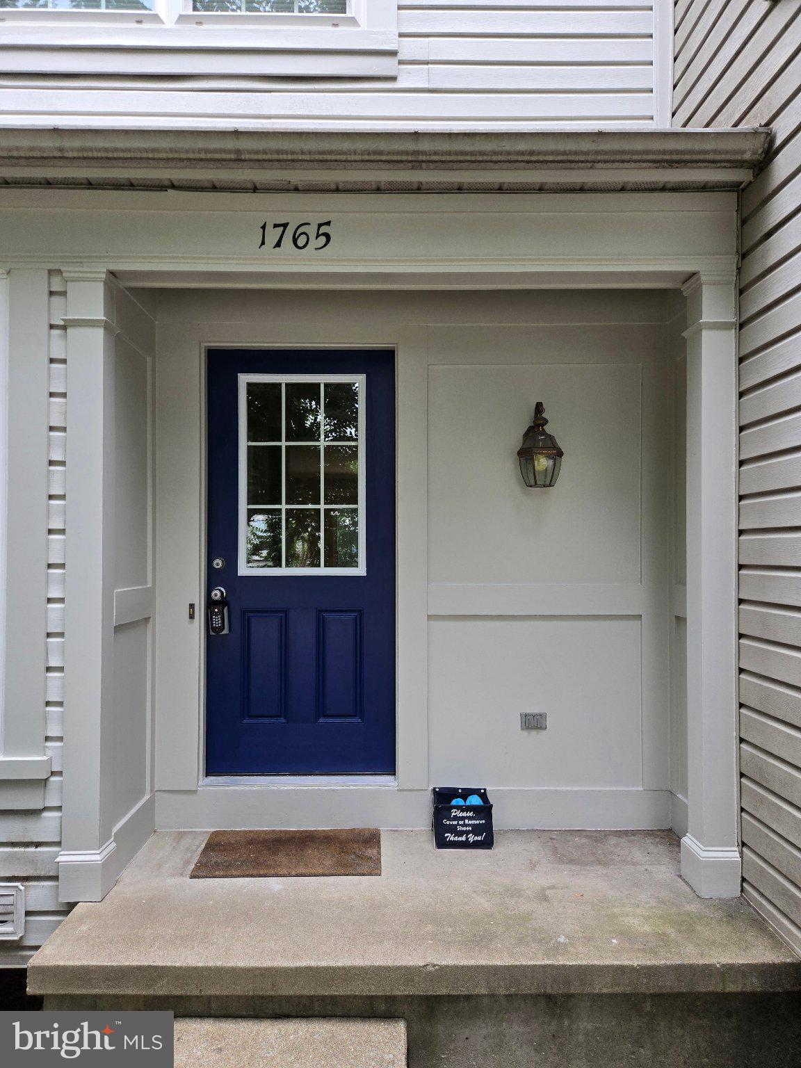 Welcome to the Carolyn Forest community located in the Occoquan District of Woodbridge, VA. You won't want to miss this opportunity to own a well-maintained unit featuring newer roof and appliances, fresh new carpet, and 2 reserved parking spaces in a cul-de-sac location.  This home features a primary bedroom with vaulted ceilings, a second bedroom and a spacious central bathroom upstairs.  The lower level has a private room with closet in the back, a spacious full bathroom, plenty of social space, plus a walkout to the hardscaped patio. You'll enter the home on it's main level with a kitchen that fits a dinette set, and a view to the open dining and living space with walkout to deck.  Wallet-friendly HOA is less than $100/mo.  This unit is not a condominium.     

This is a terrific location for ease of access to commuter lots and public transportation. A quick drive (less than 2 miles) to the Town of Occoquan (IYKYK) for special events, gathering with friends, shopping, dining, strolling through parks and enjoying time in and around the Occoquan Reservoir. Don't stop there, Woodbridge itself is well-known for it's wealth of businesses, shopping, dining and entertainment options.  

Please remove or cover shoes to protect new carpet.