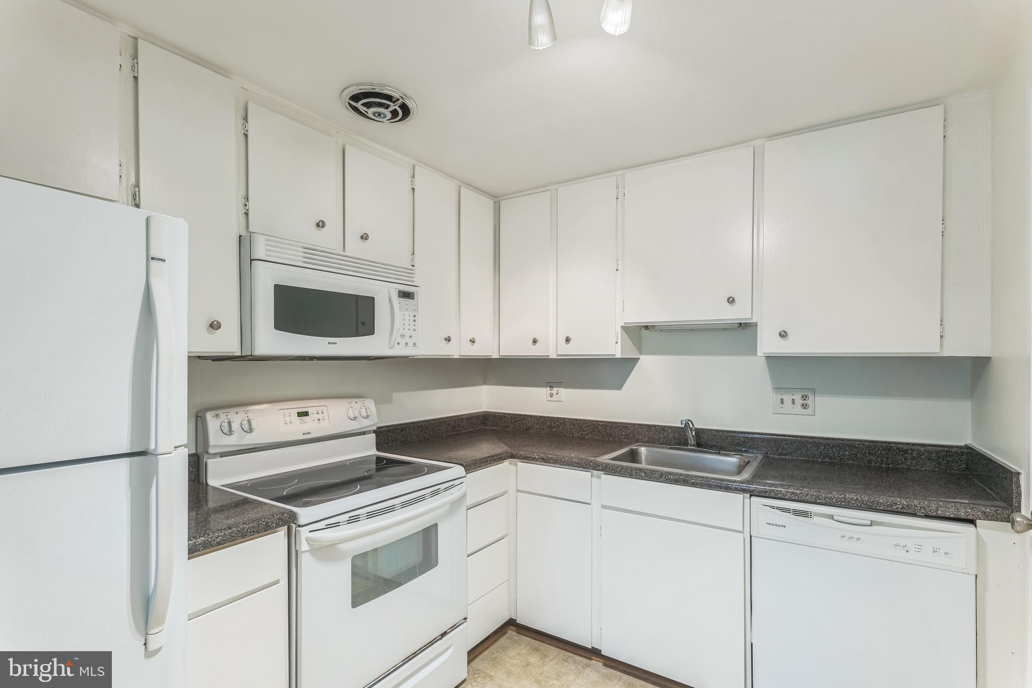 THOMAS CHOICE WEST - Residential