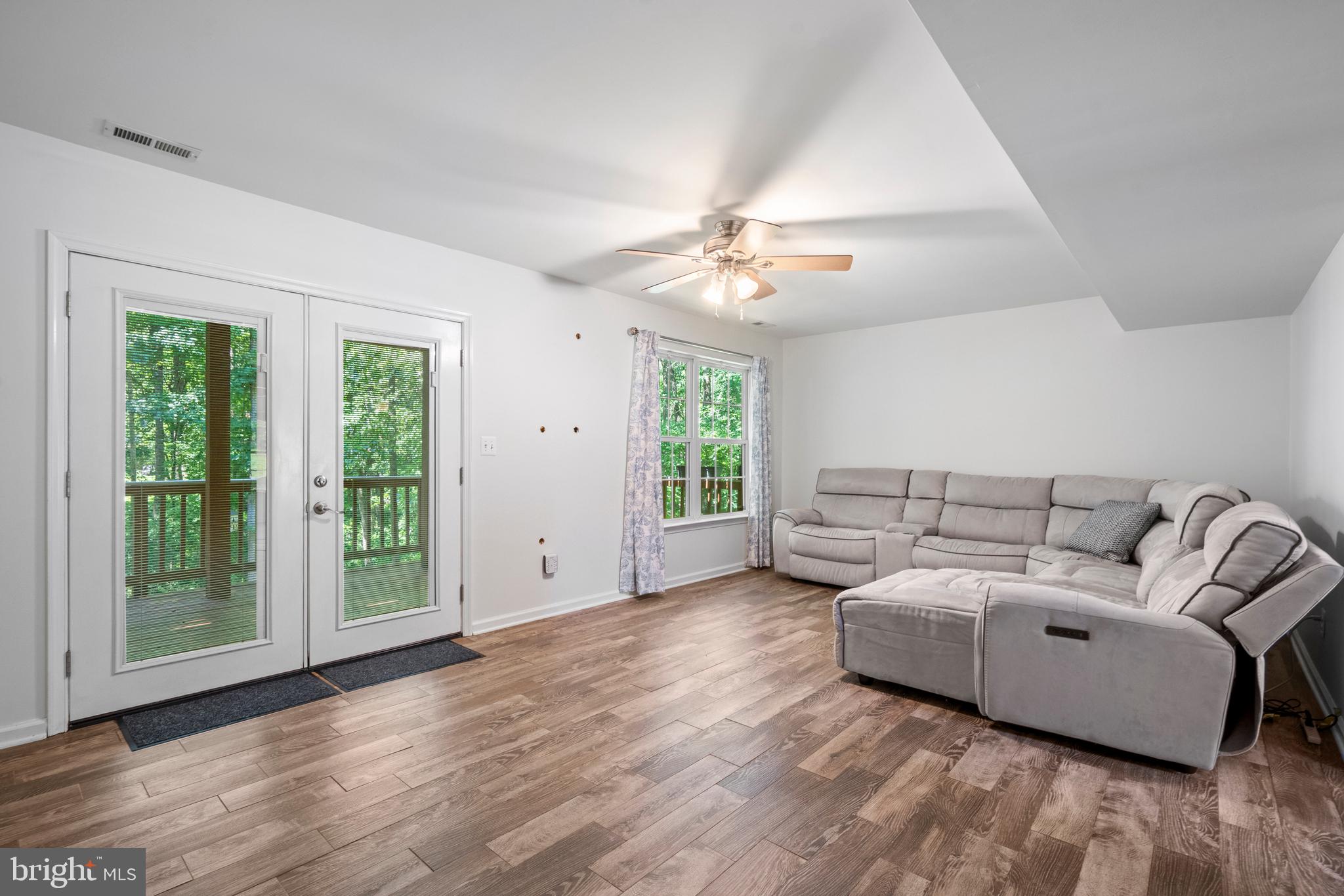 LAKE WILDERNESS - Residential