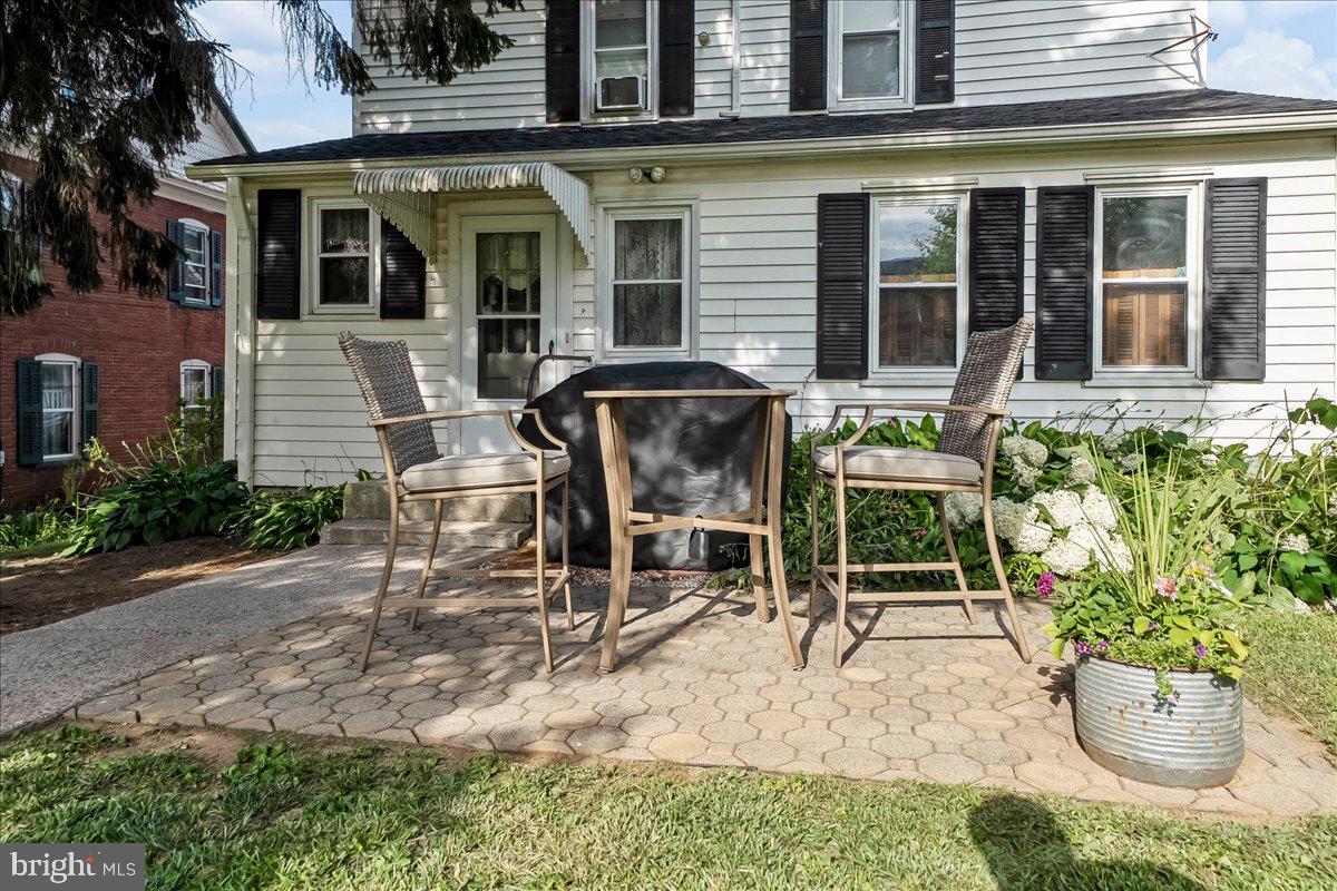WEST GROVE BORO - Residential