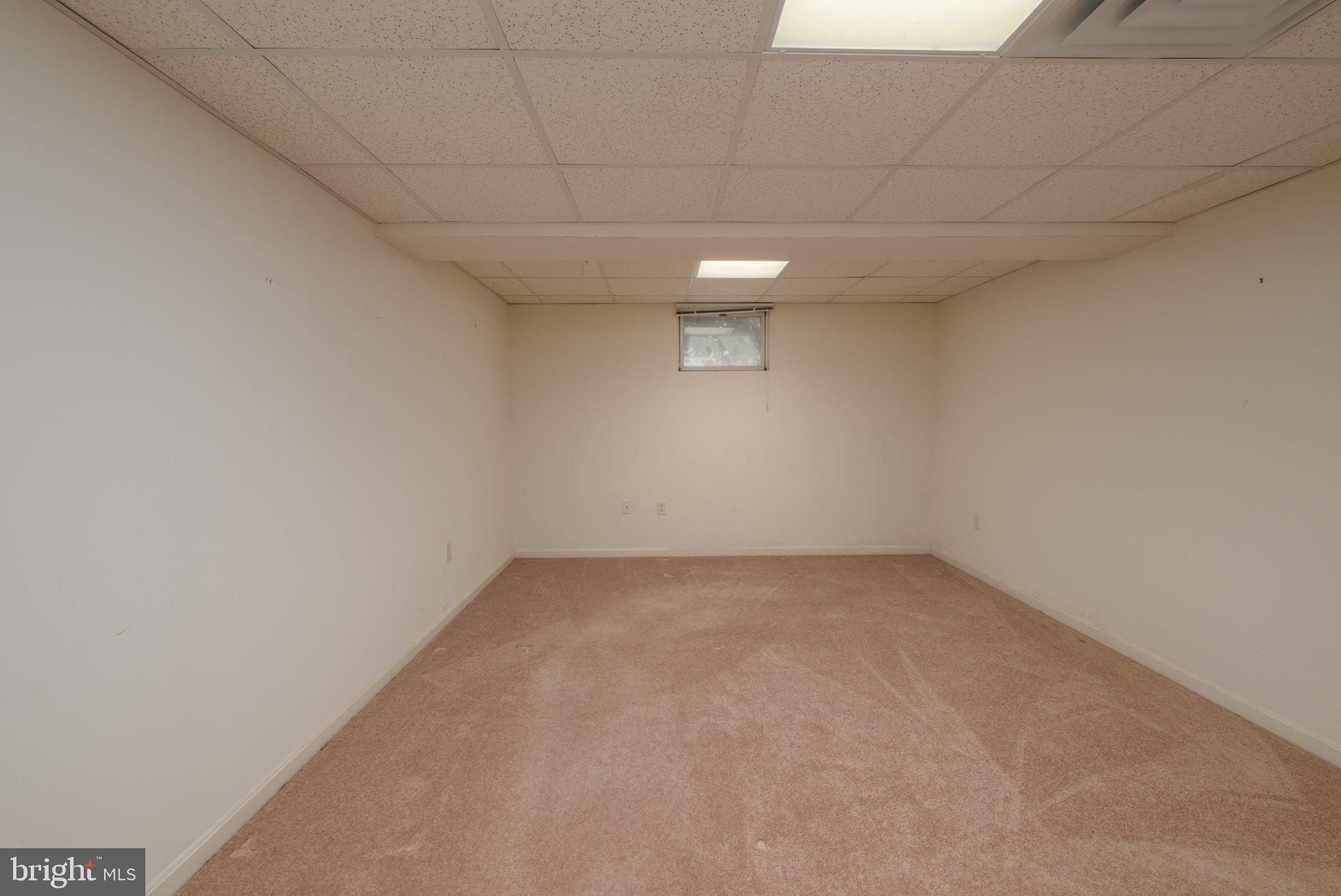 MILL POND ACRES (1) - Residential