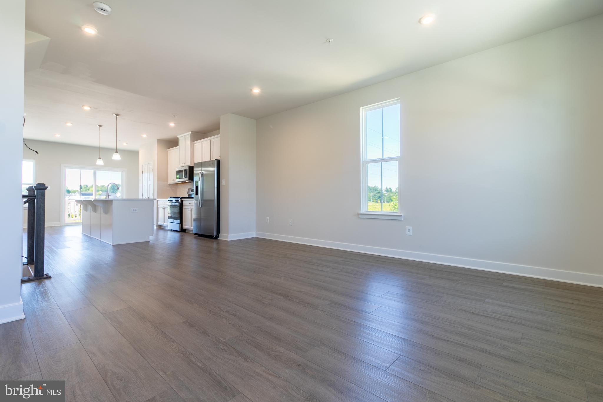 WELLINGTON FARMS - Residential