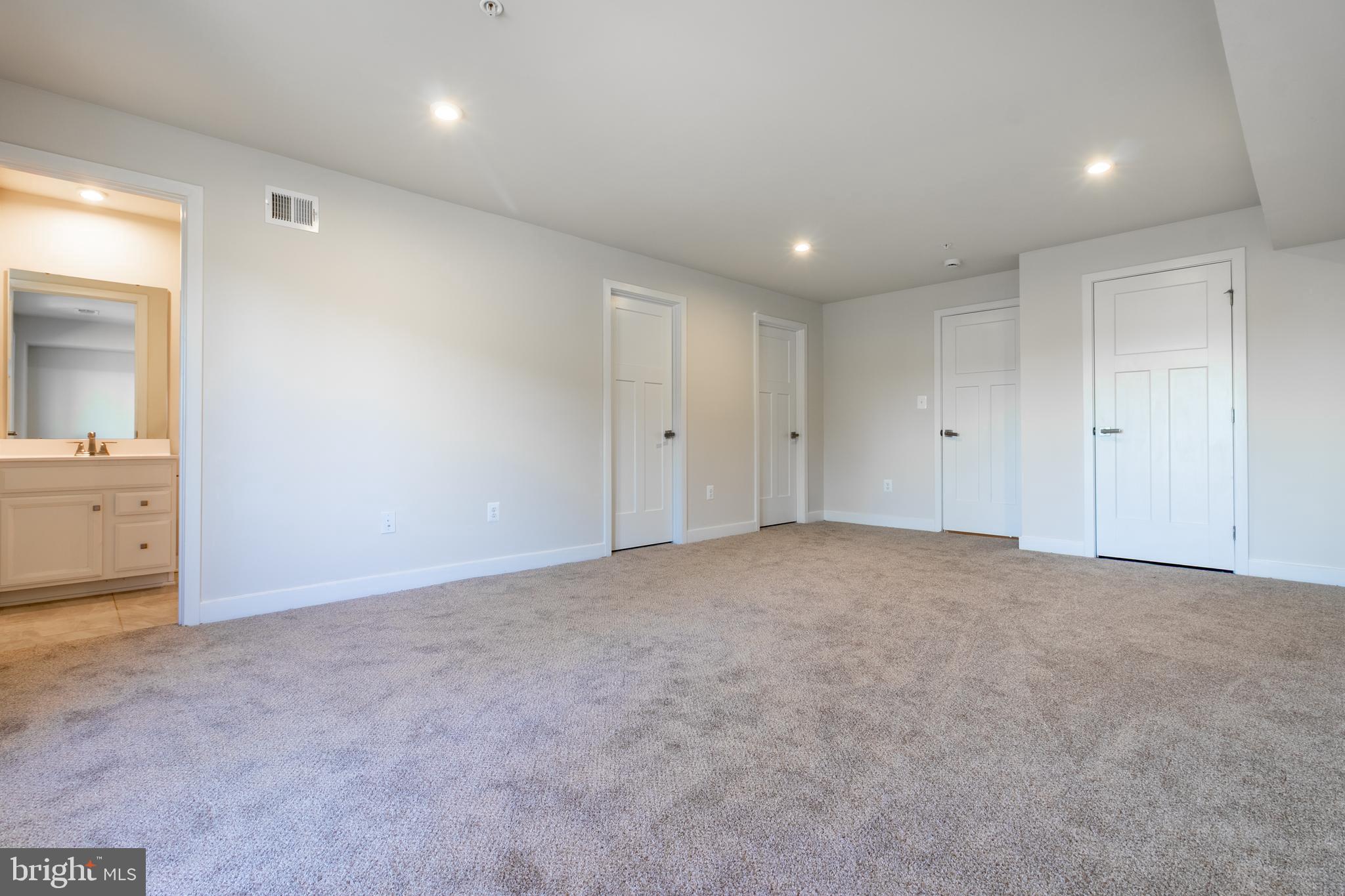 WELLINGTON FARMS - Residential
