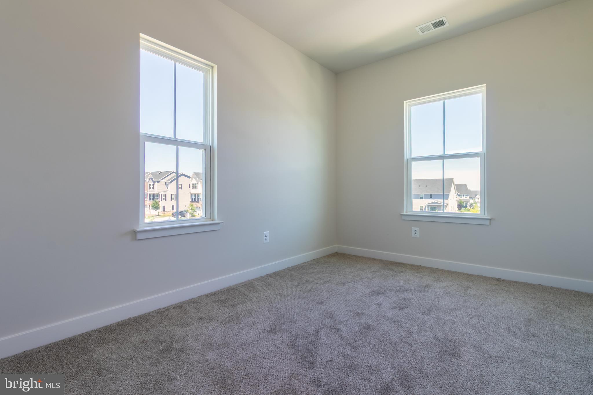 WELLINGTON FARMS - Residential