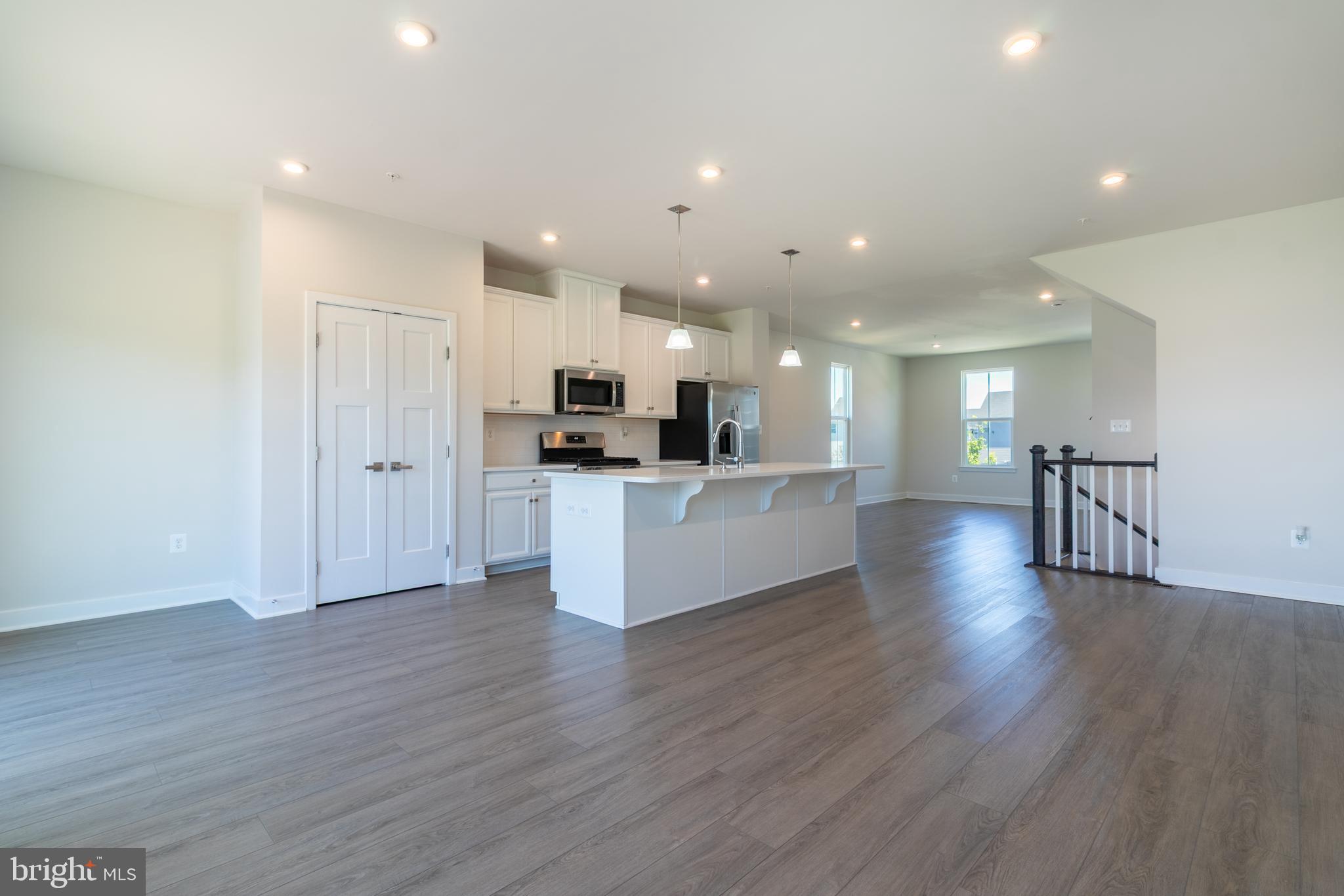 WELLINGTON FARMS - Residential