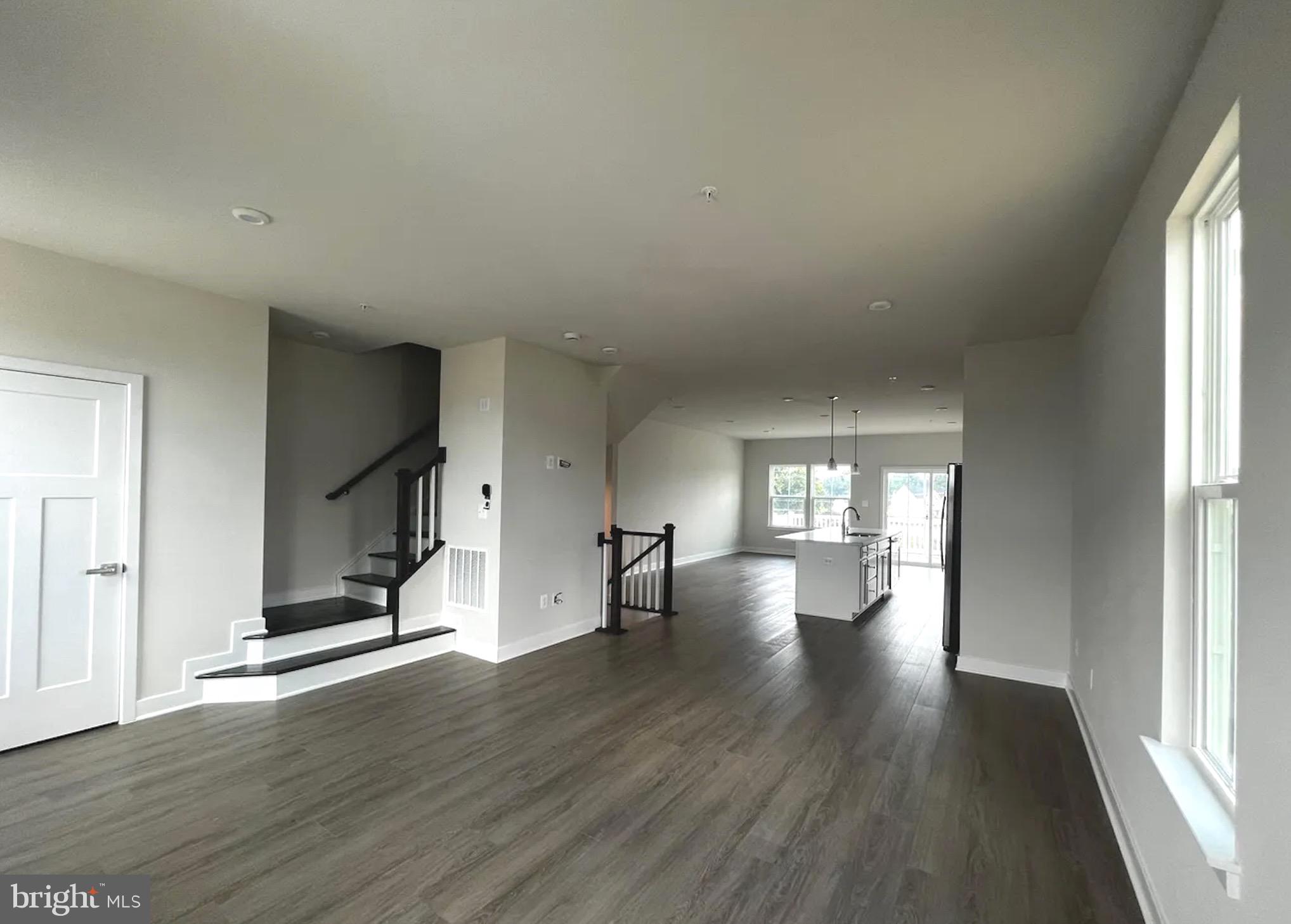 WELLINGTON FARMS - Residential
