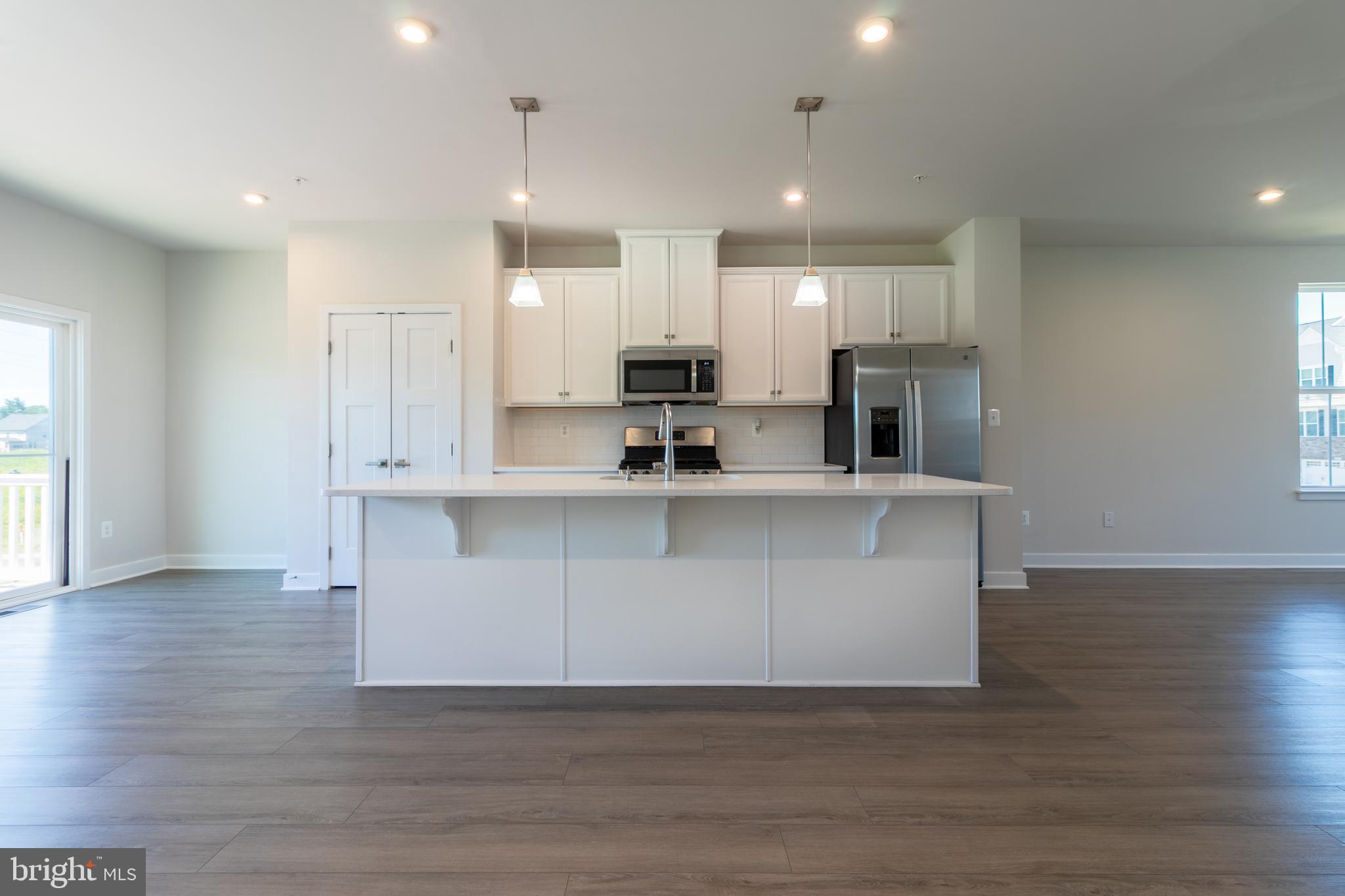 WELLINGTON FARMS - Residential