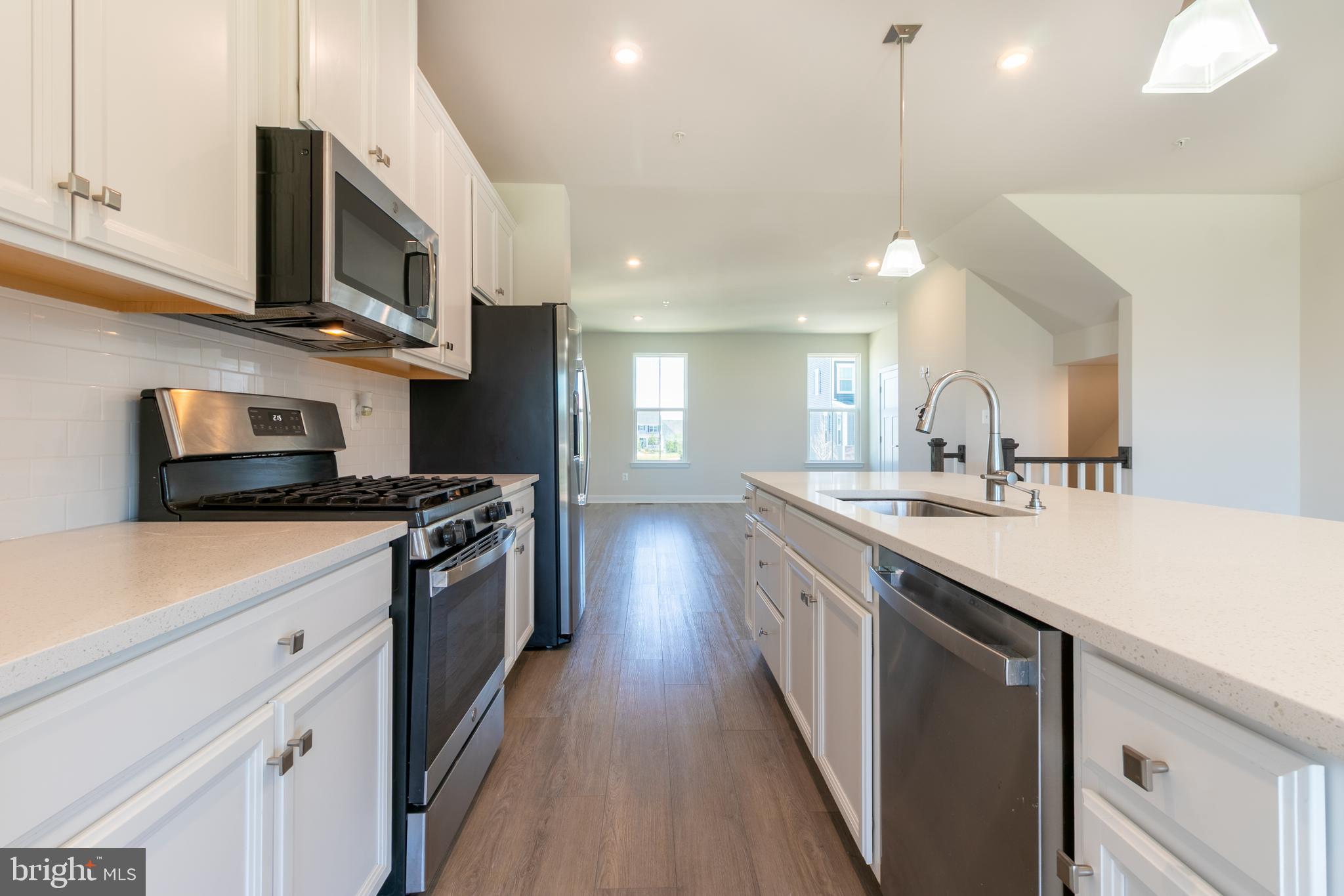 WELLINGTON FARMS - Residential
