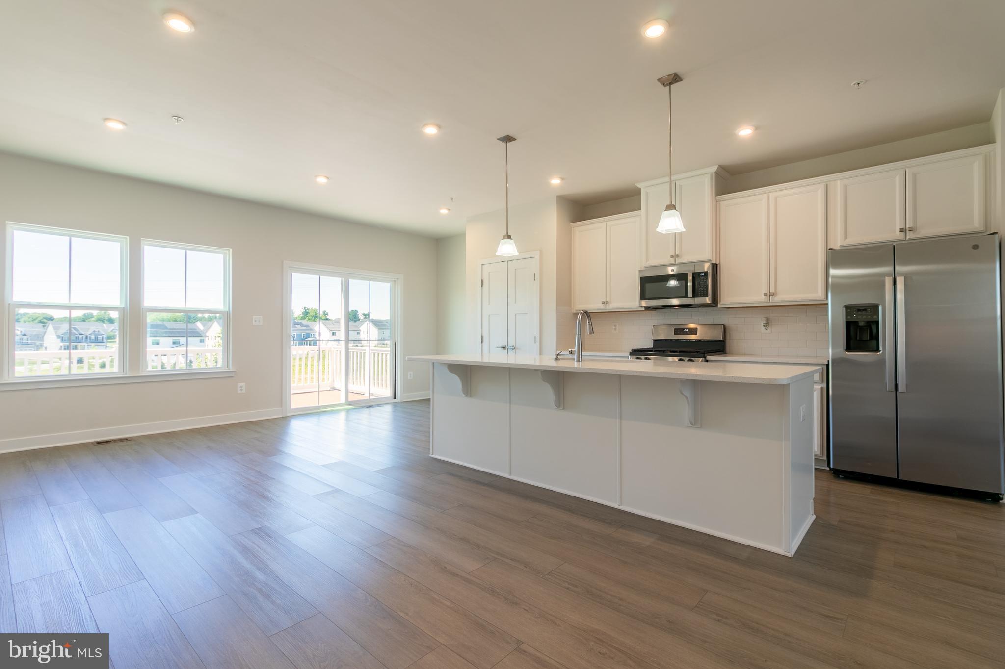 WELLINGTON FARMS - Residential